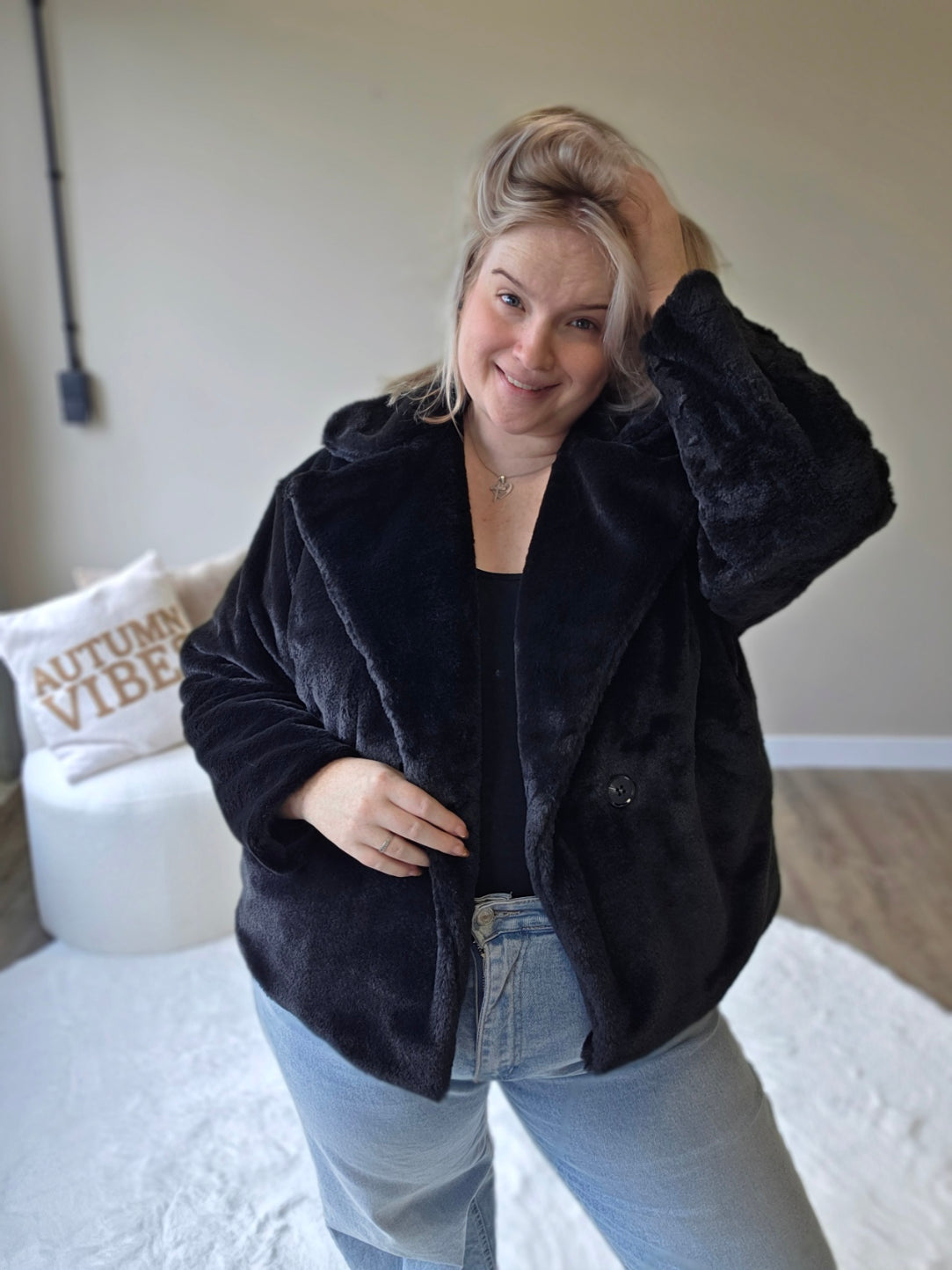 Faux Fur Jackets (In 3 kleuren)