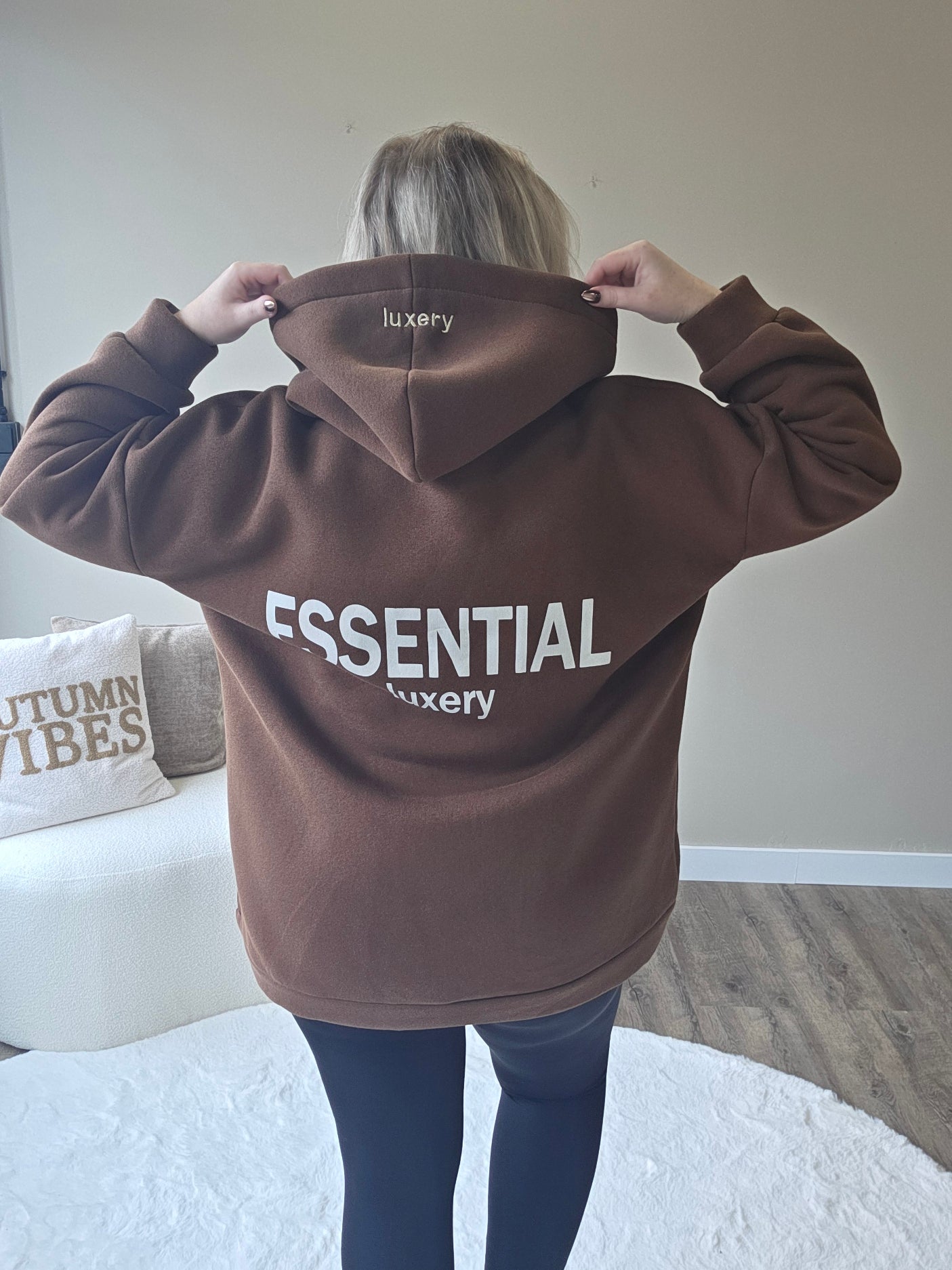 Essential Hoodies (In 3 kleuren)