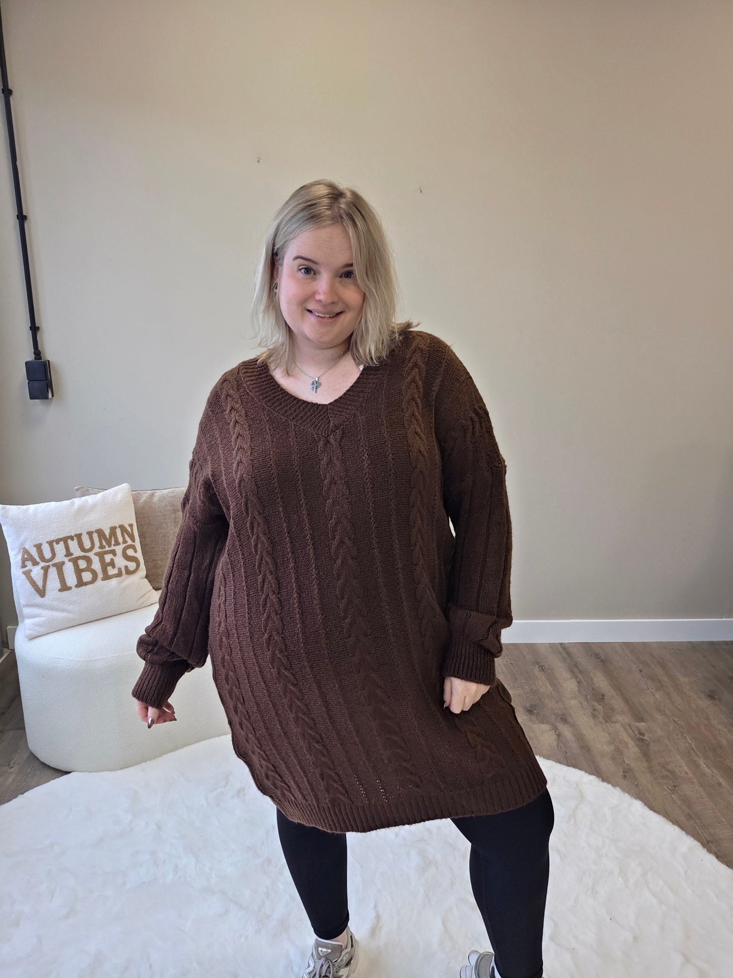 V-hals Knit Dress (In 2 kleuren)
