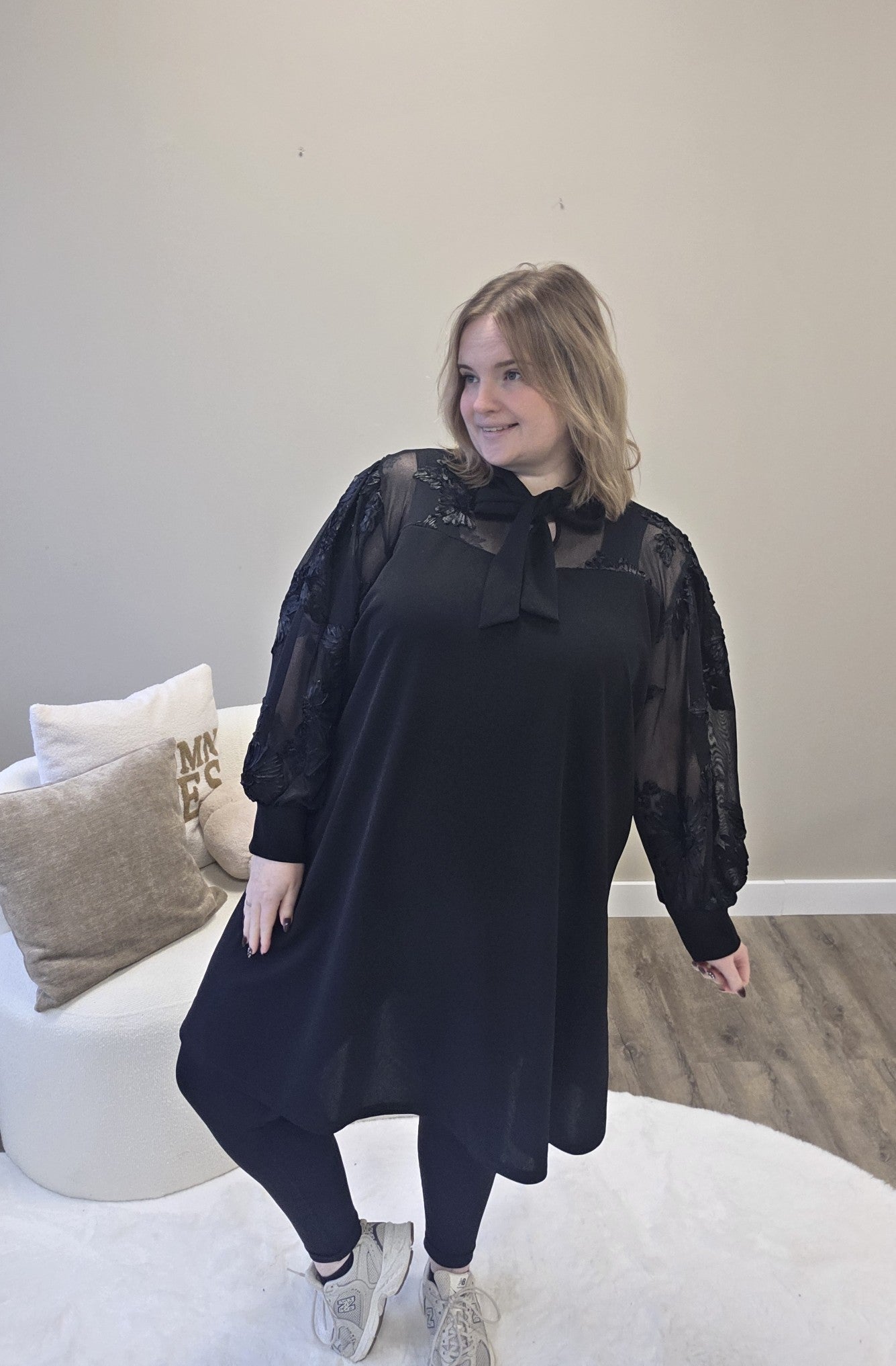 Classy Flower Dress (In 2 kleuren)