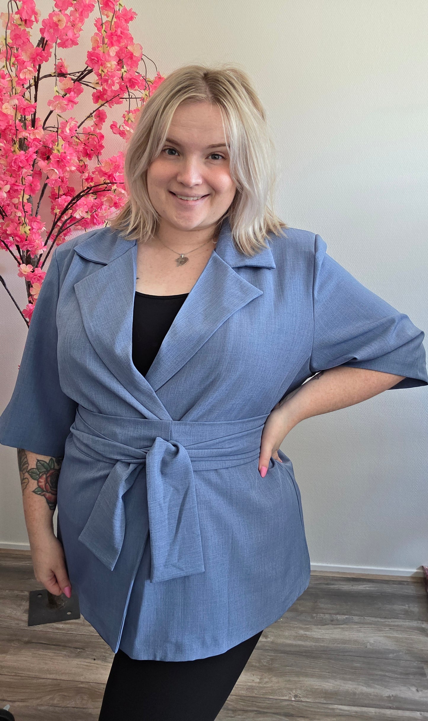 Nikki Curvelly Magic Waist Blazer Jeans Blauw