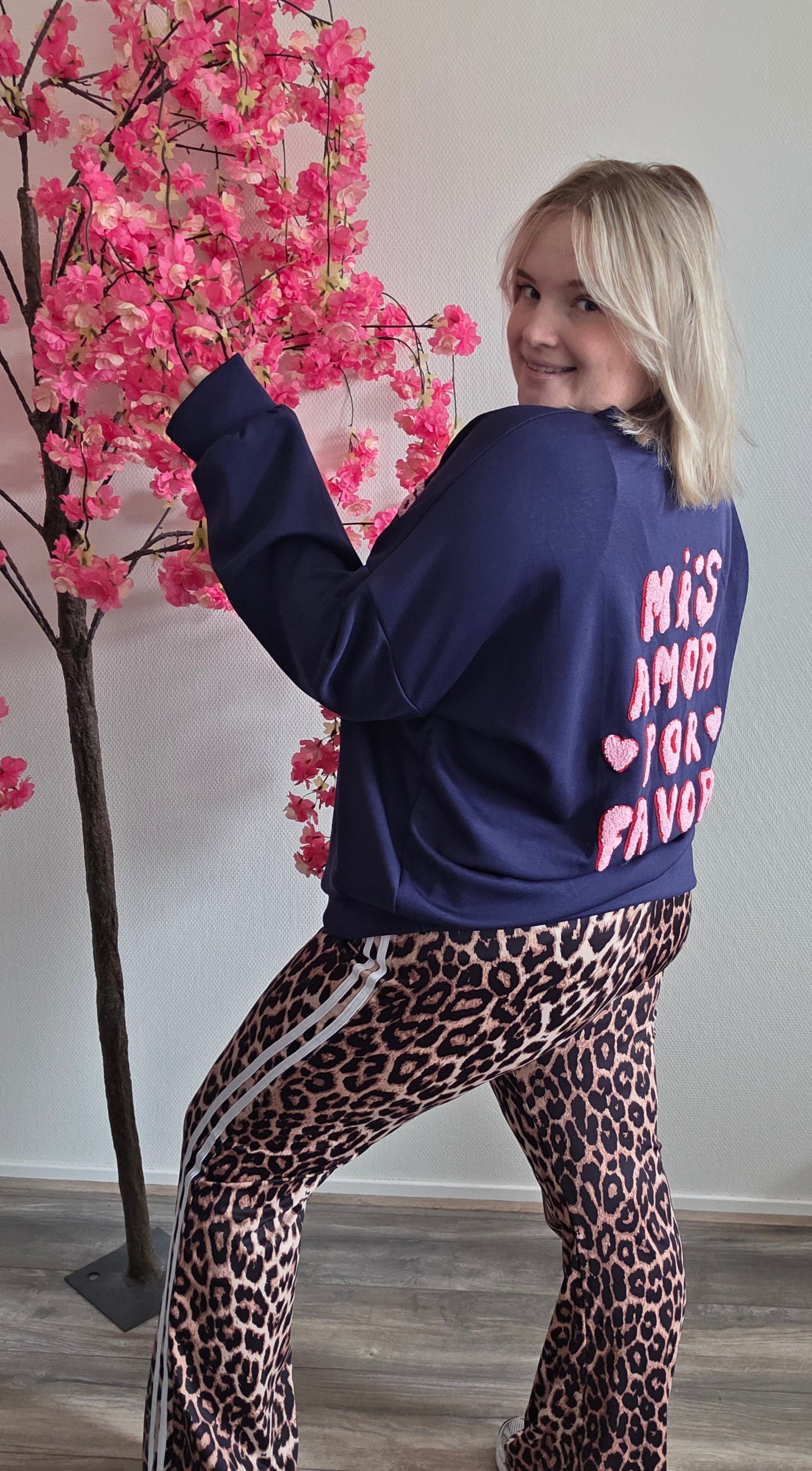 Mas Amor Sweater (In 5 kleuren)