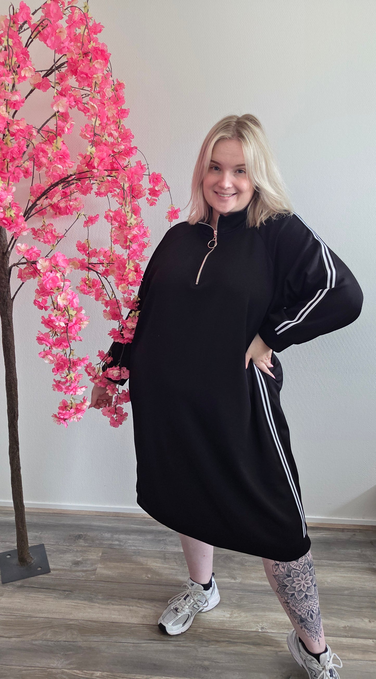 Sporty Dress (In 3 kleuren)