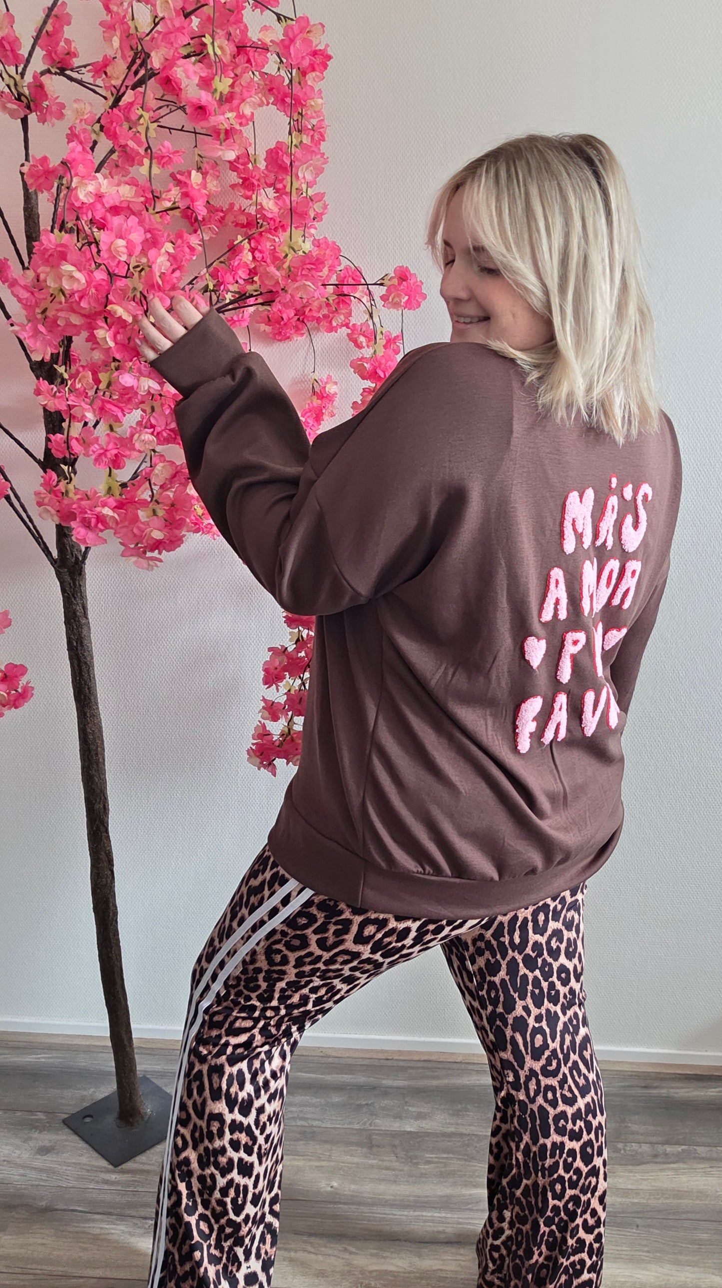 Mas Amor Sweater (In 5 kleuren)