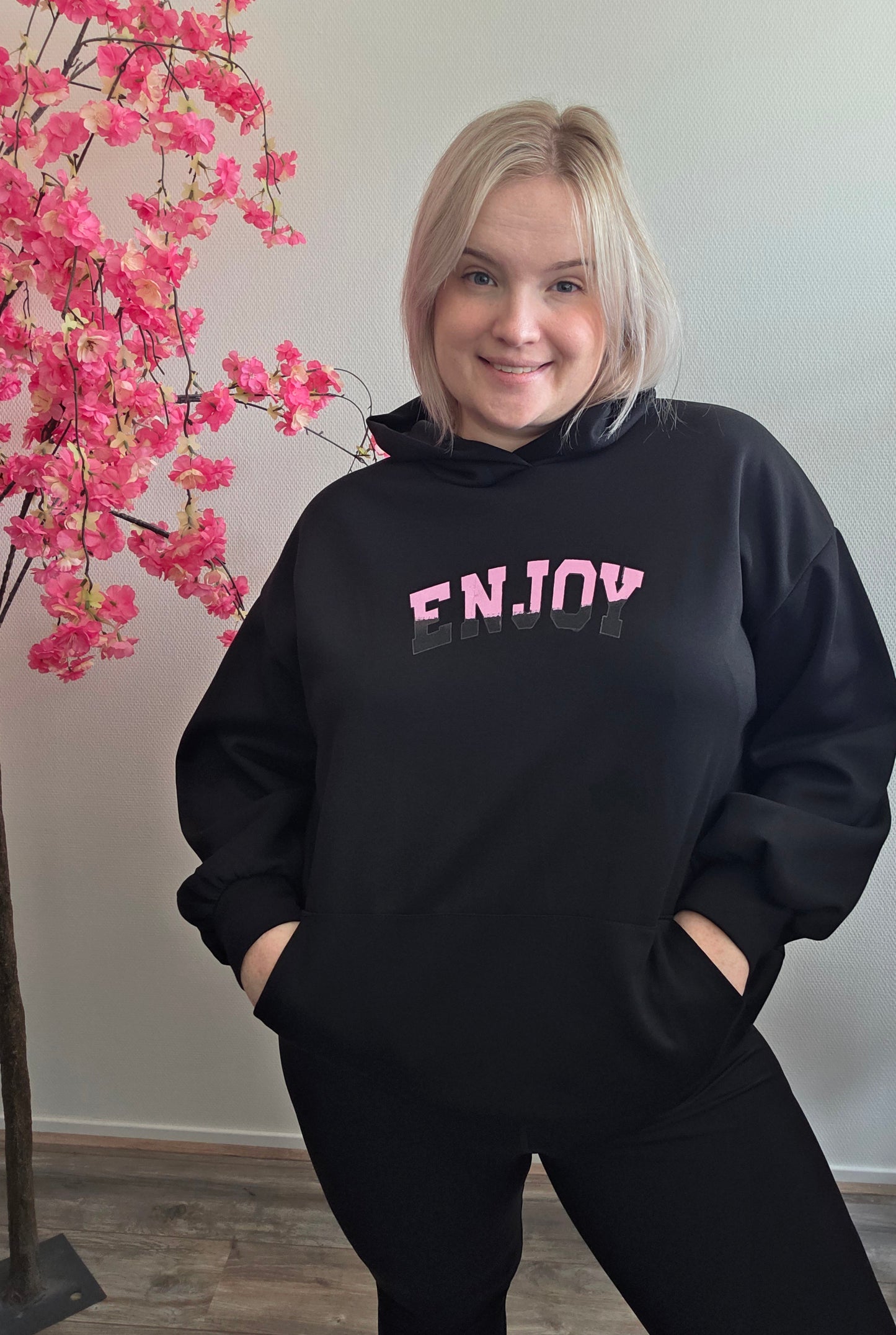 Enjoy Hoodies (In 3 kleuren)