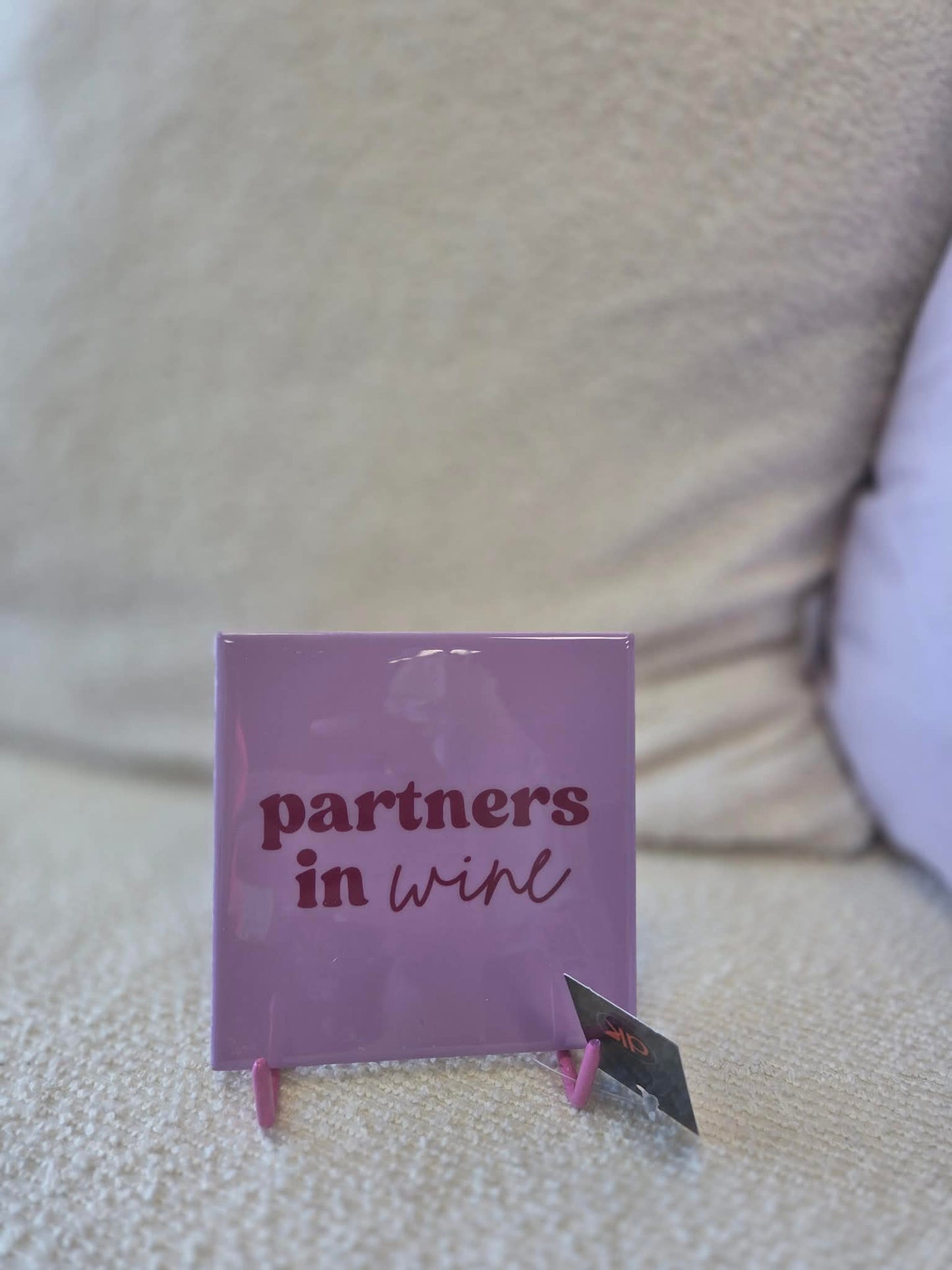 Tegeltje Partners in wine