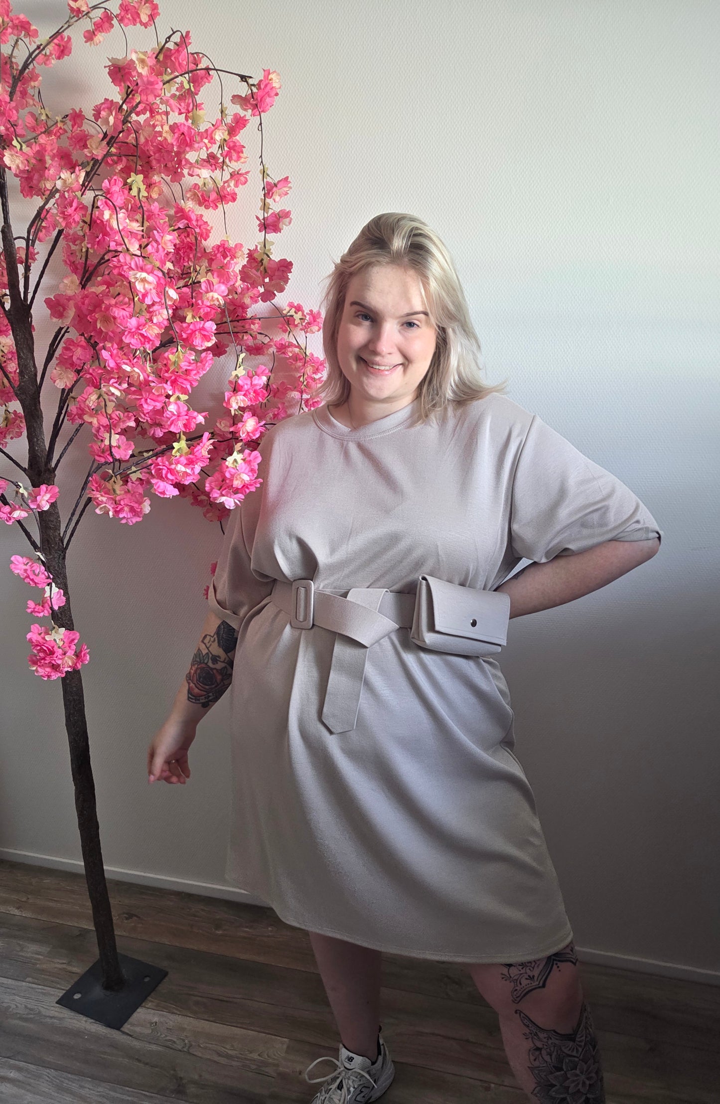 T-Shirt Dress met riem (In 5 kleuren)