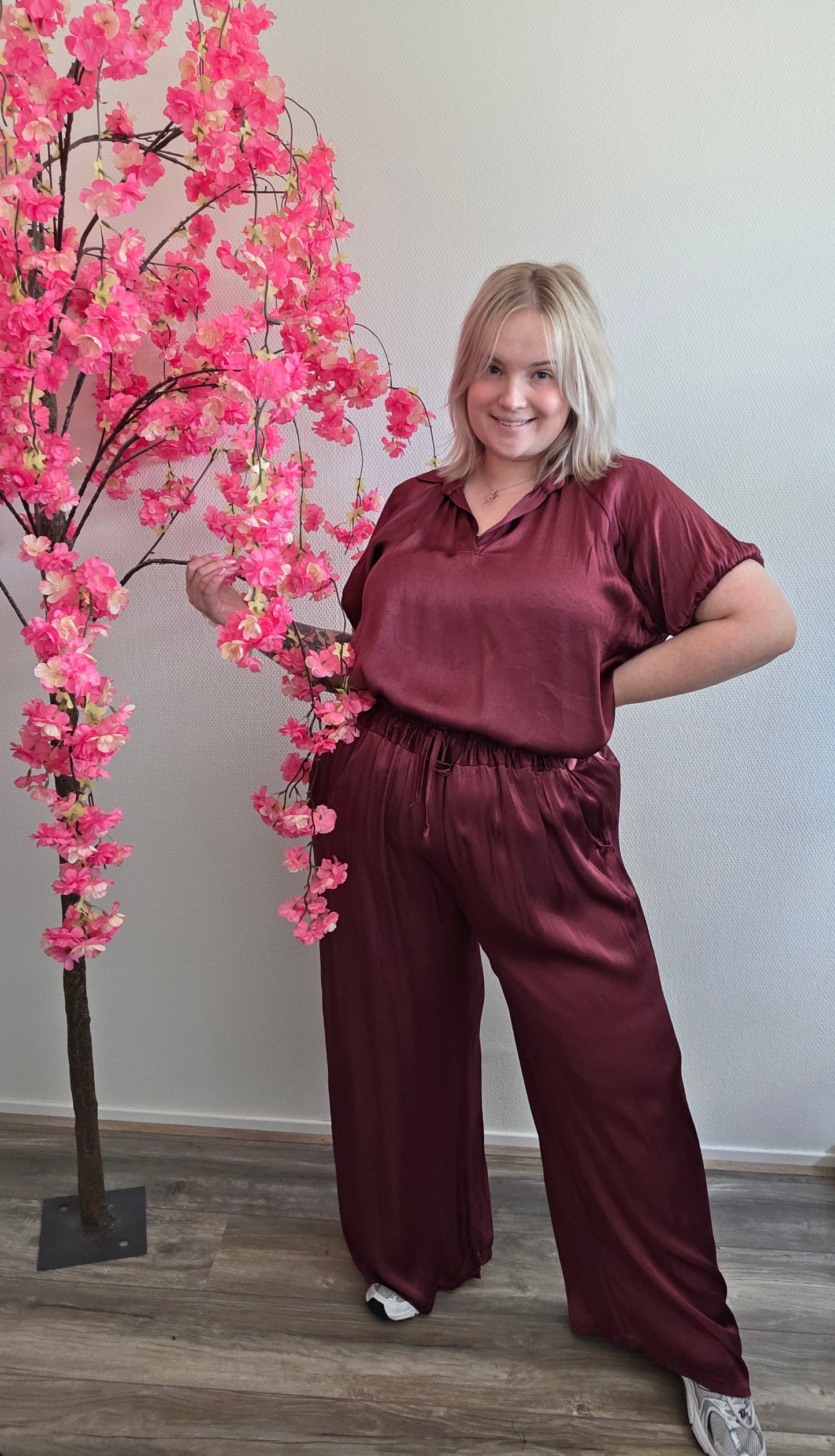 Satin Look Suit (In 2 kleuren)