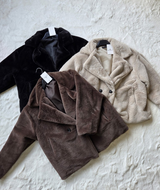 Faux Fur Jackets (In 3 kleuren)