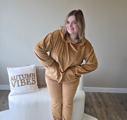 NC Loungewear Velvet Pak Winnie The Brown