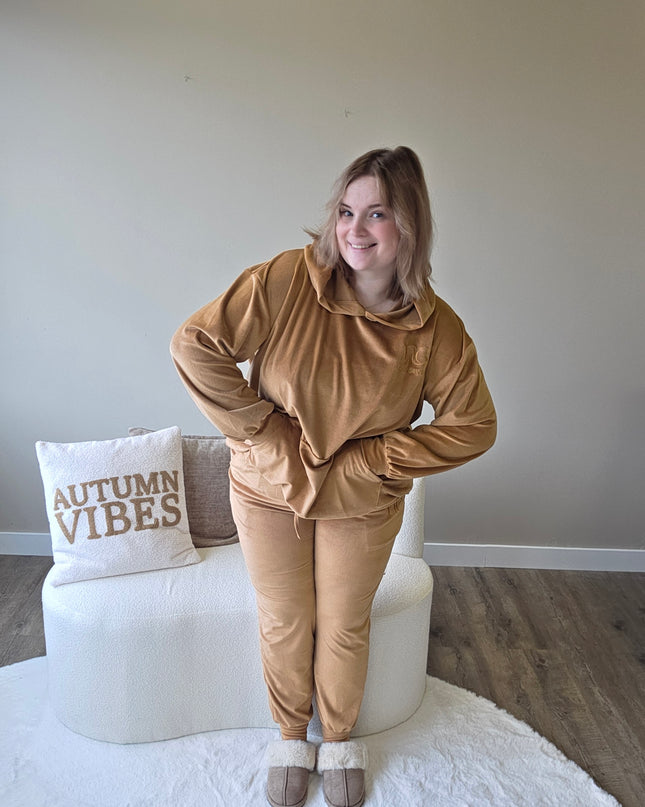 NC Loungewear Samtanzug Winnie The Brown