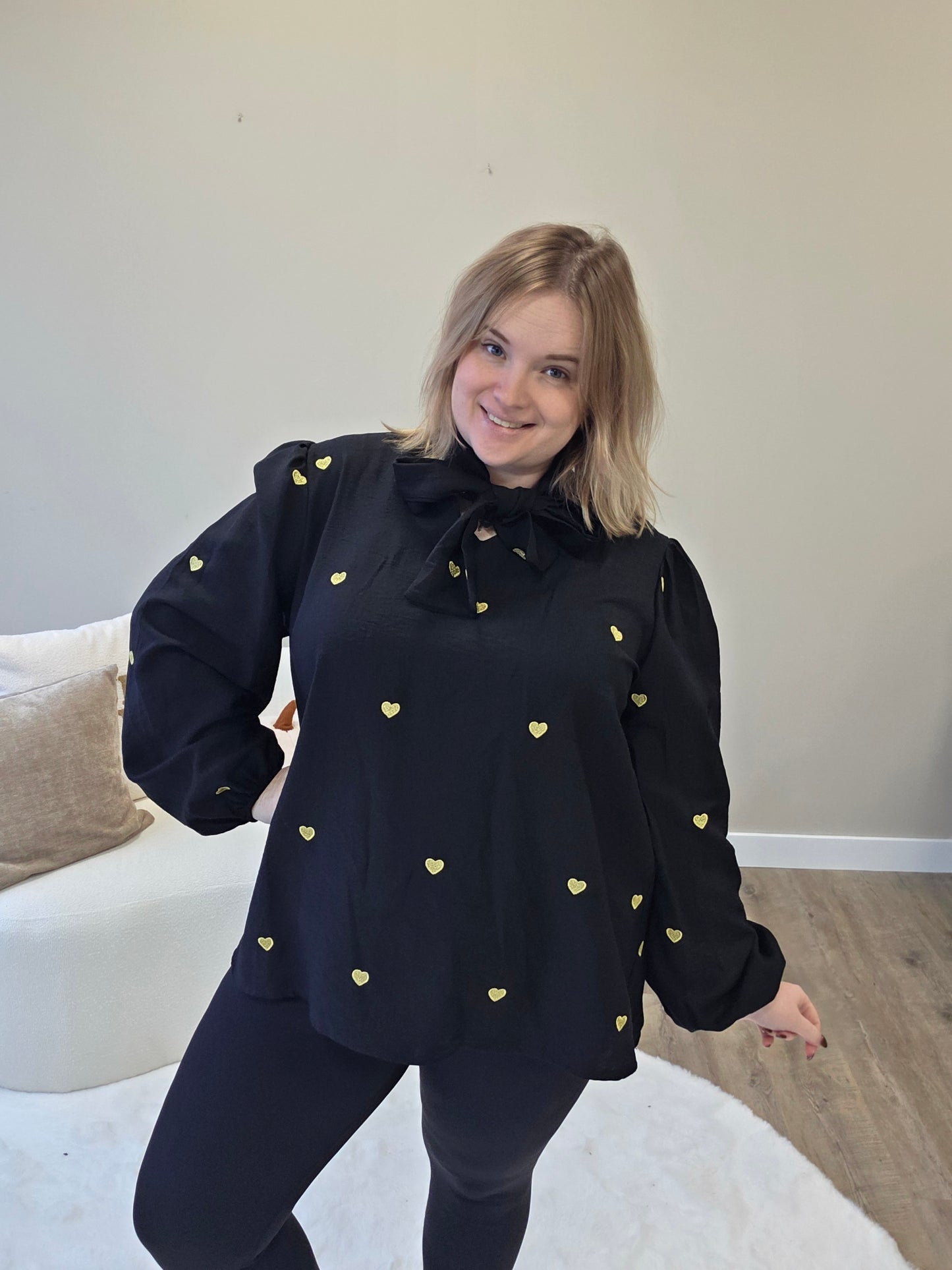 Hartjes Blouse Met Strik (In 3 kleuren)