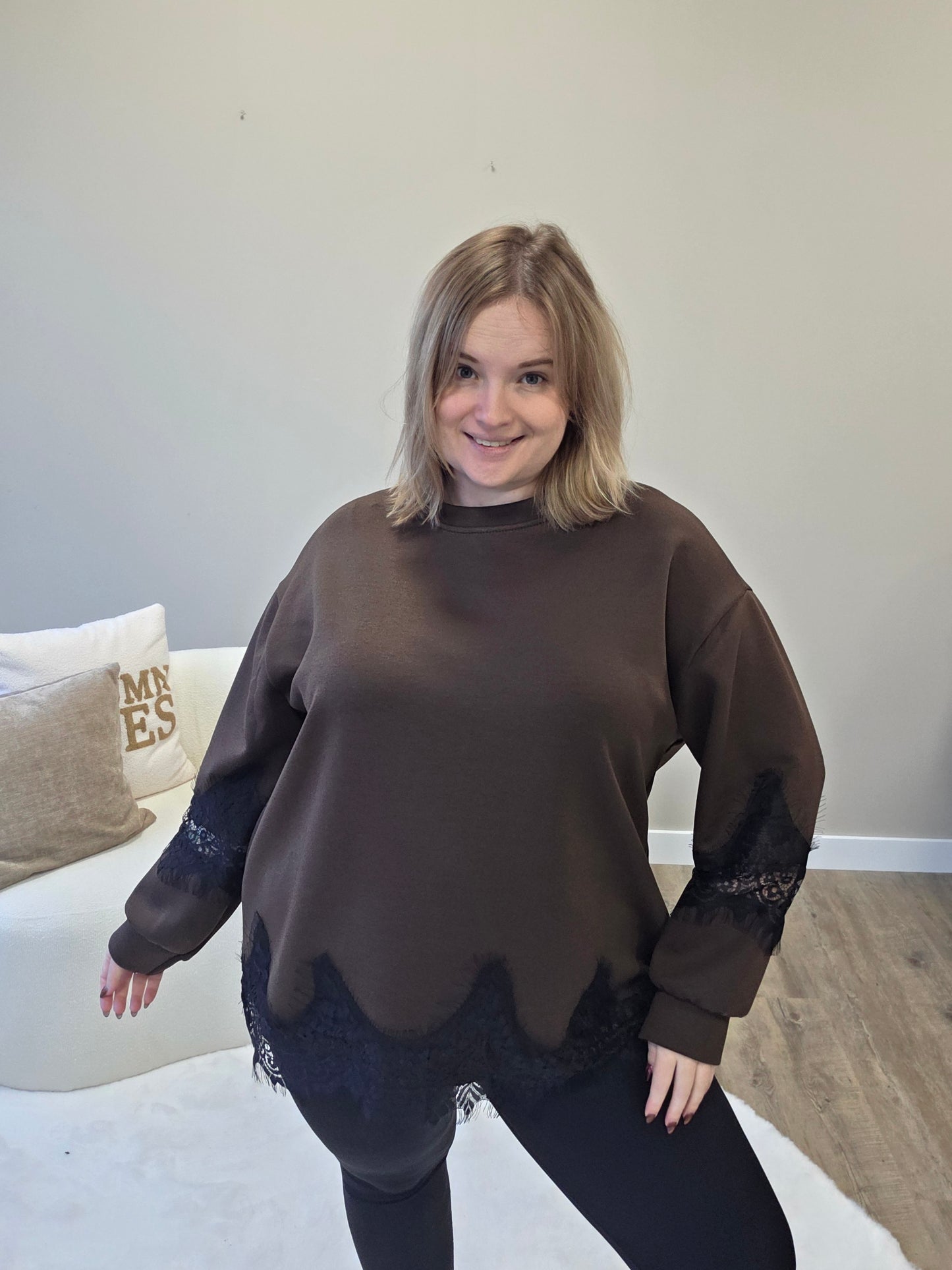 Trui Met Kant (In 3 kleuren)