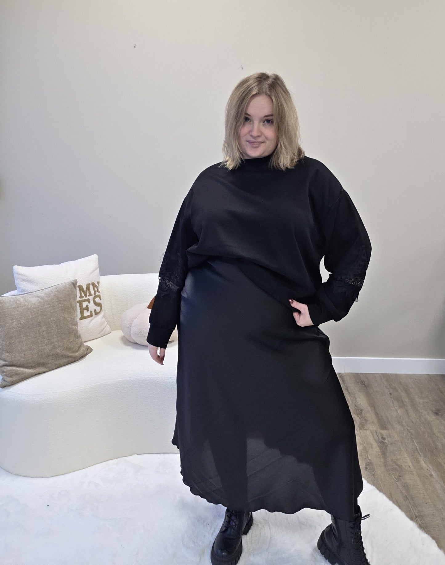 Satin Look Skirt (In 2 kleuren)