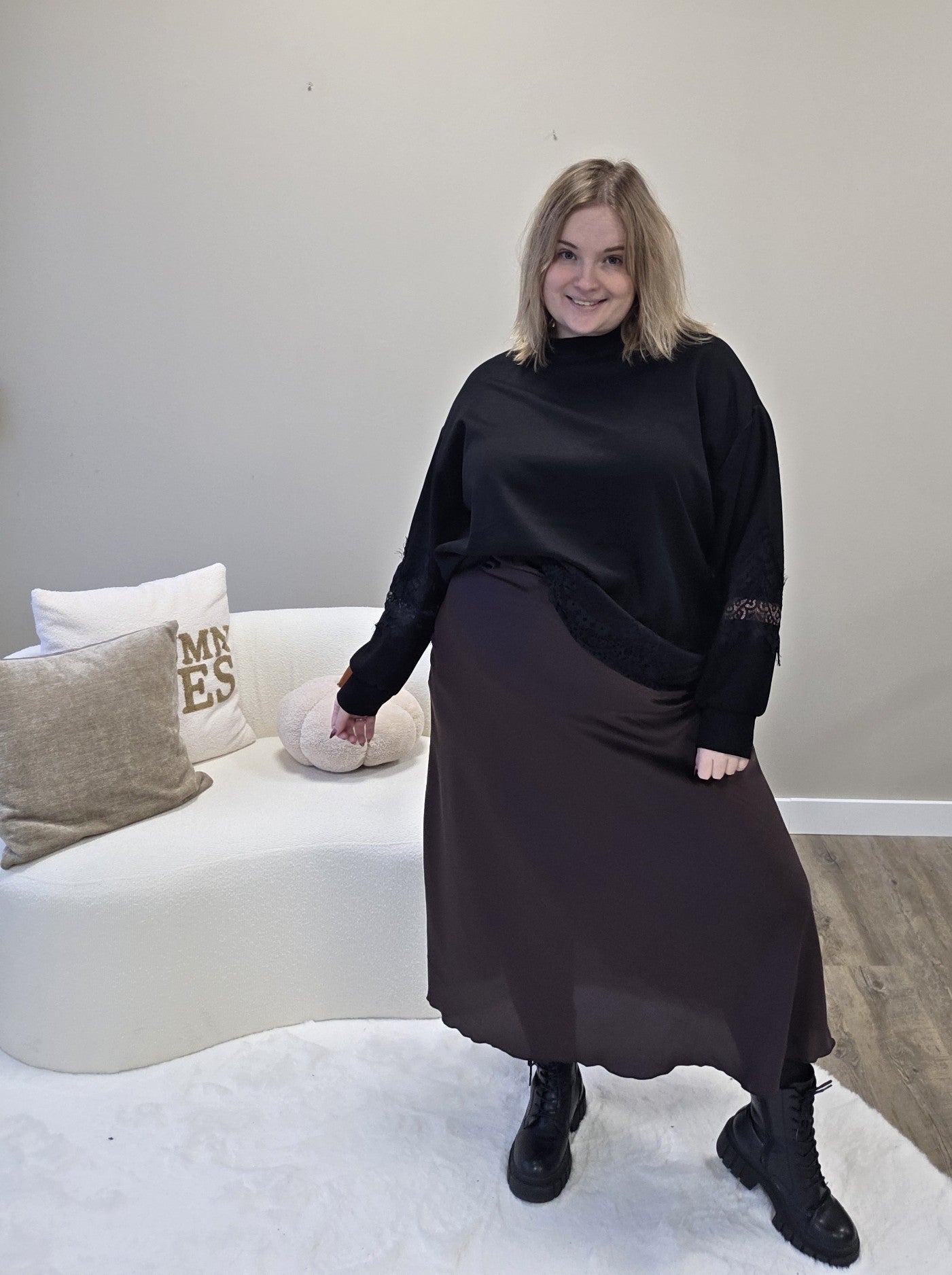 Satin Look Skirt (In 2 kleuren)