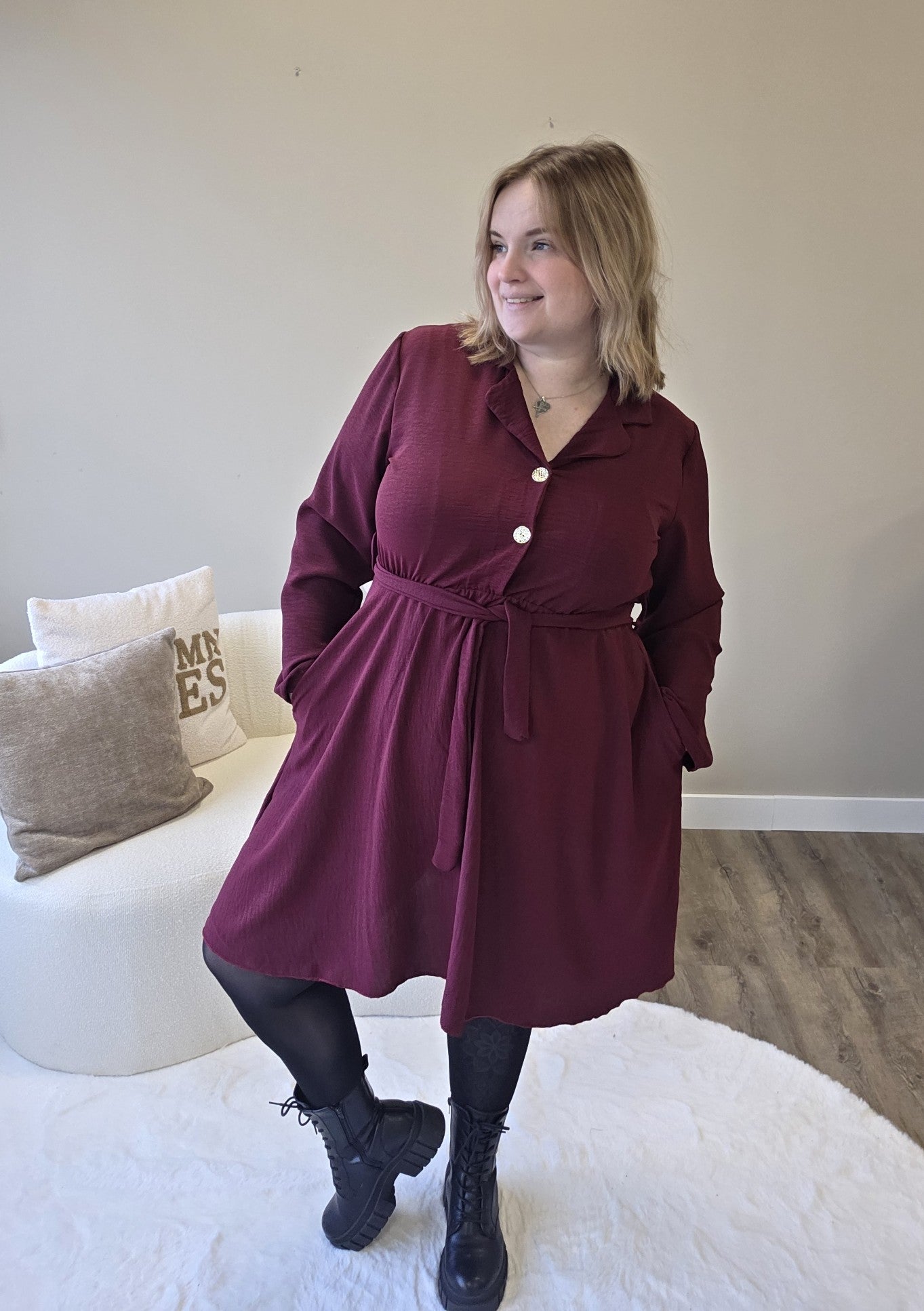 Fara Short Dress (In 2 kleuren)