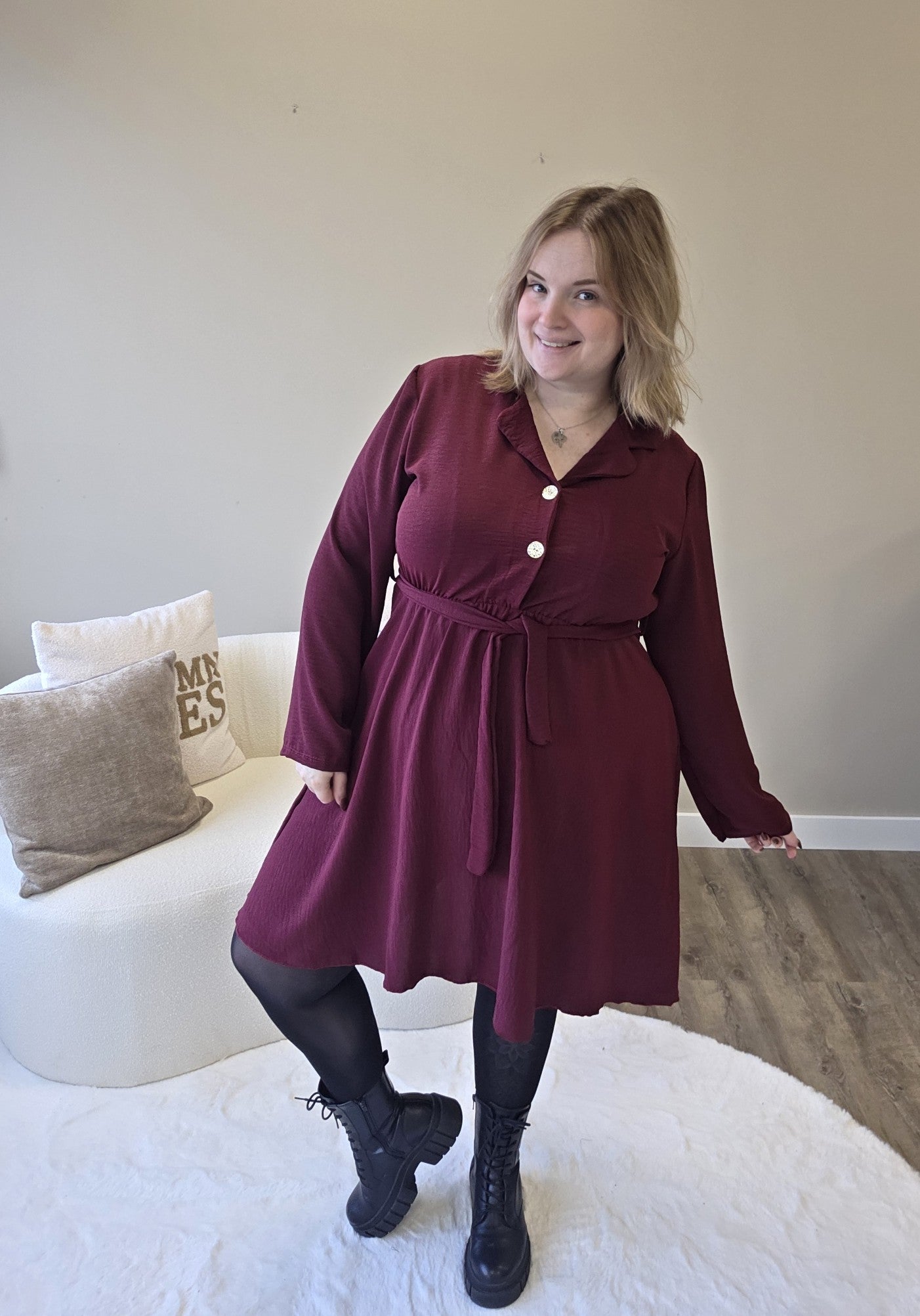 Fara Short Dress (In 2 kleuren)