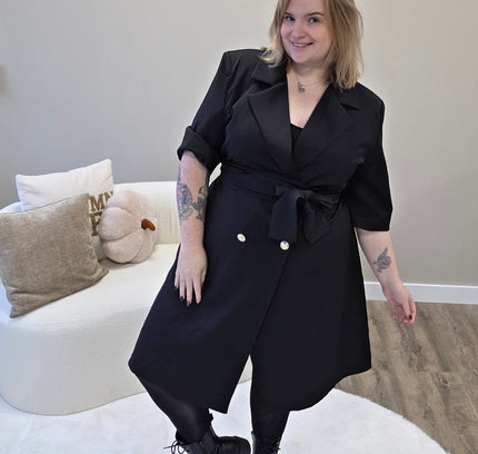 Nikki Curvelly Exclusive Blazer Dress Black