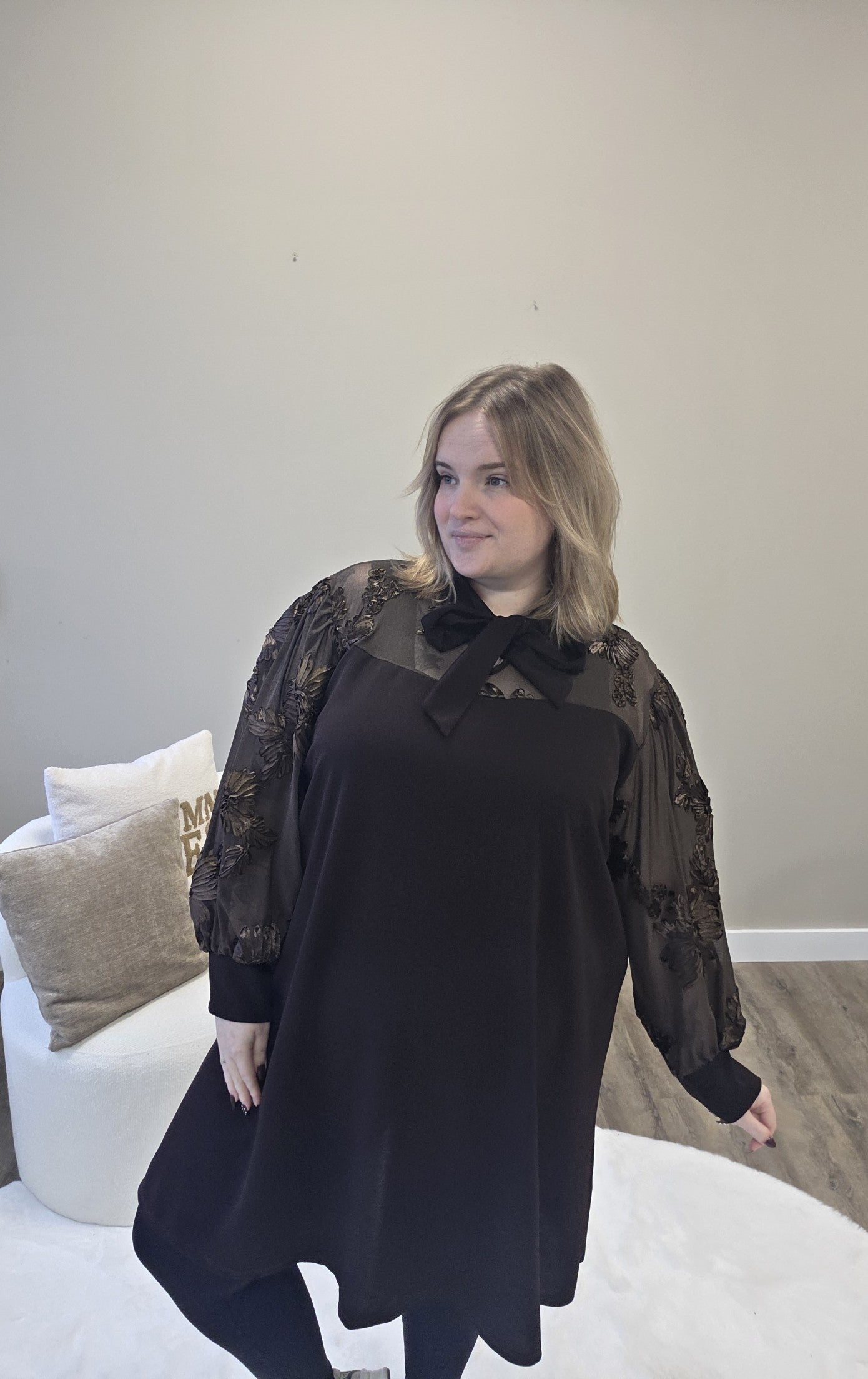 Classy Flower Dress (In 2 kleuren)