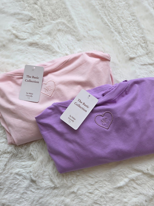 Eigen label V-hals shirts (In 2 kleuren)