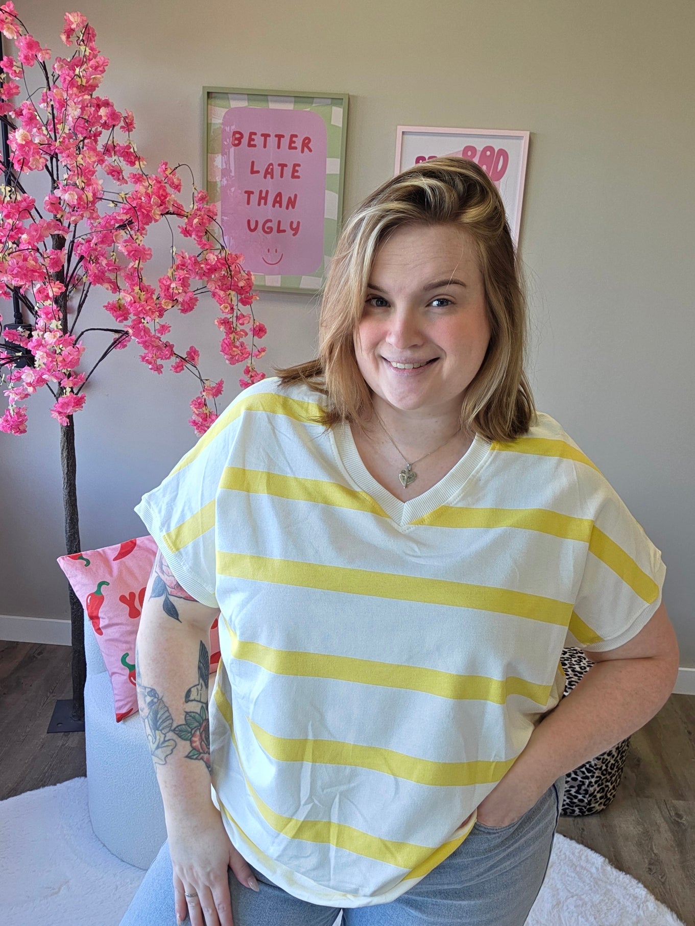 V-Hals Streep Tee's (In 4 kleuren)