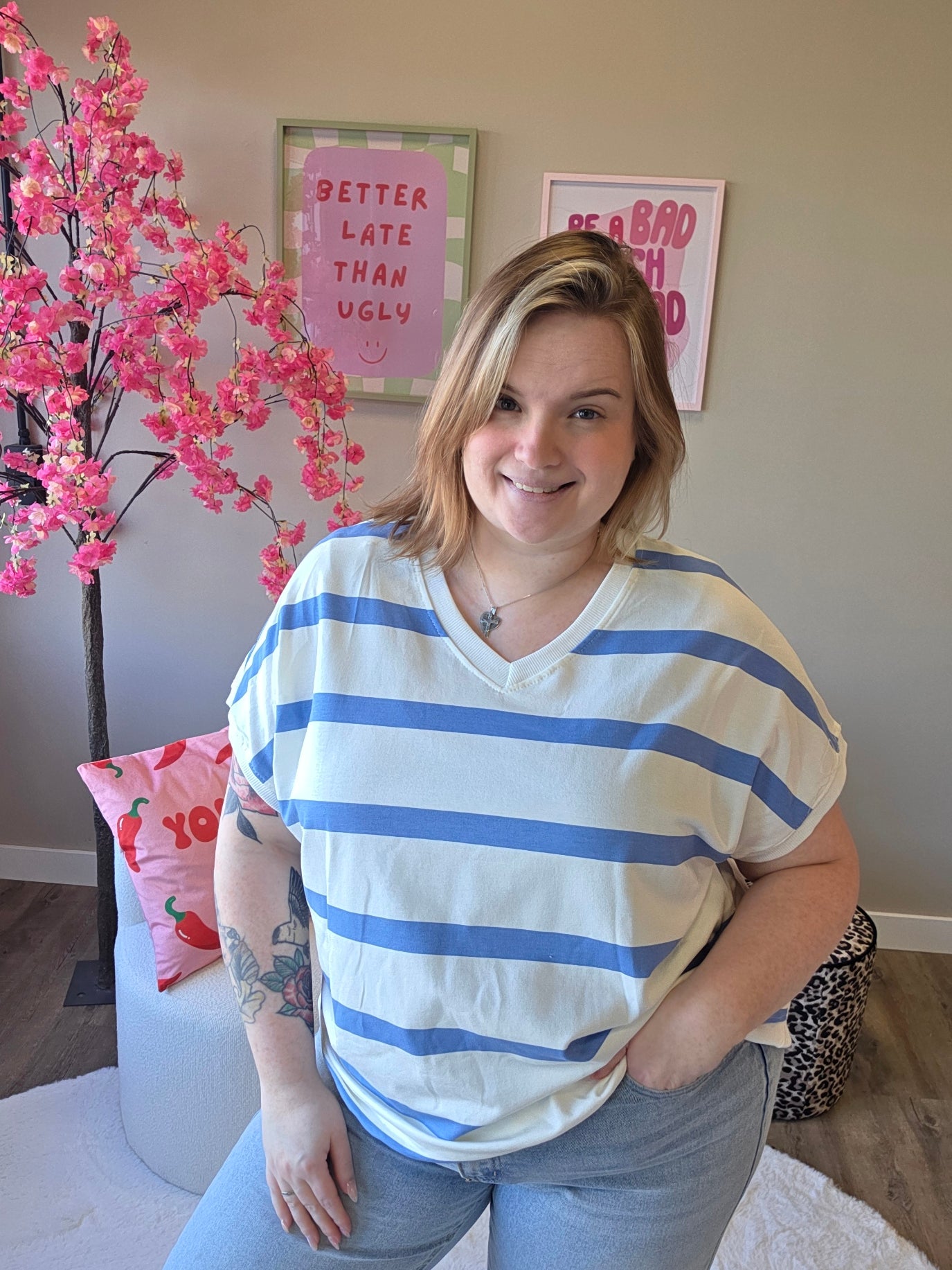 V-Hals Streep Tee's (In 4 kleuren)