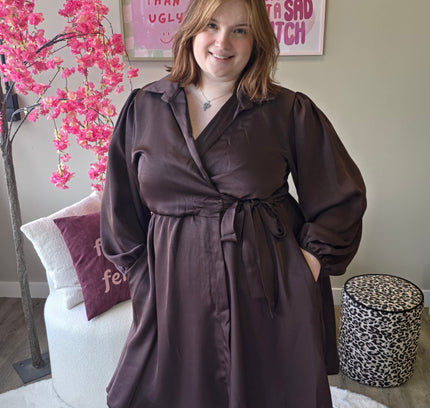 Satin look wikkeljurk kort (In 5 kleuren)