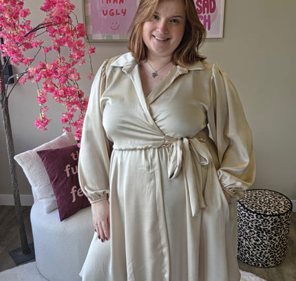 Satin look wikkeljurk kort (In 5 kleuren)