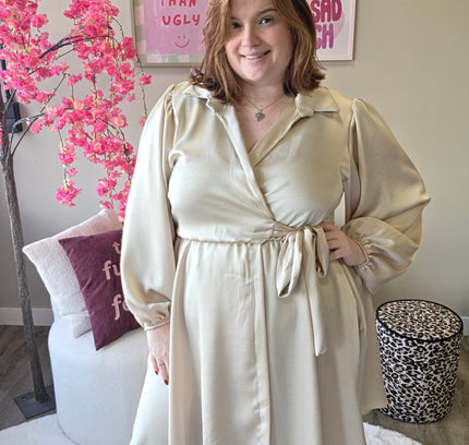 Satin look wikkeljurk kort (In 5 kleuren)