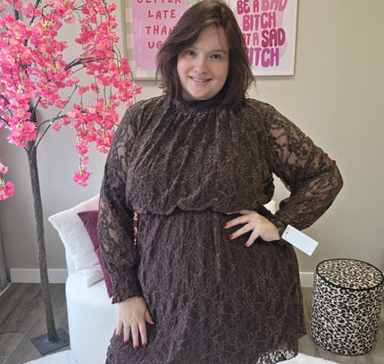 Lace dress (In 3 kleuren)