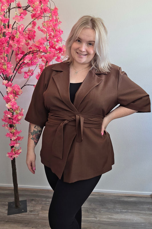 Nikki Curvelly Magic Waist Blazer Choco