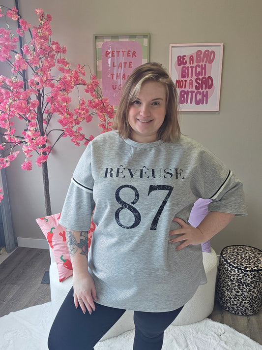 Reveuse Tee's (in 3 kleuren)