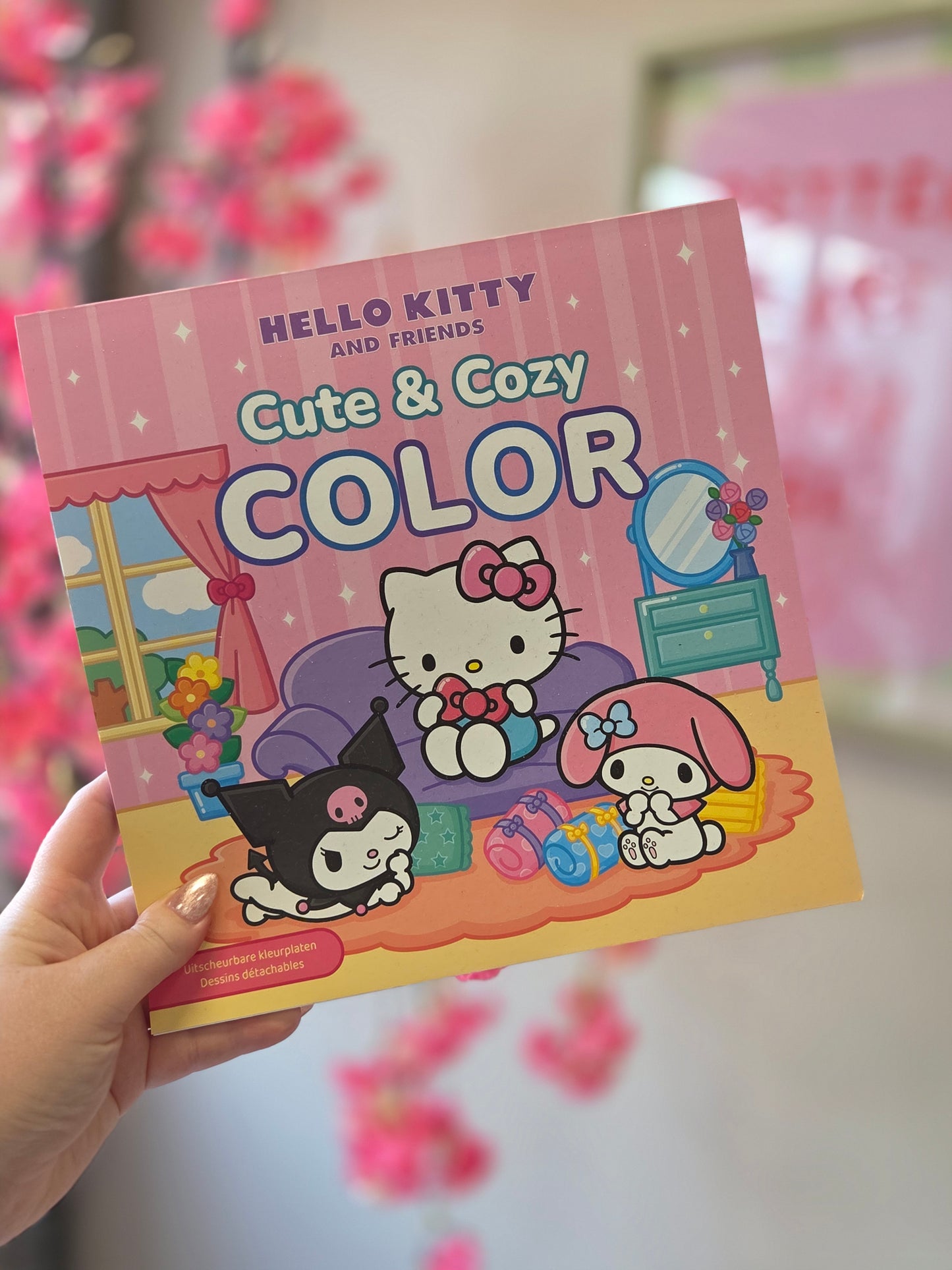 Hello Kitty Cute & Cozy