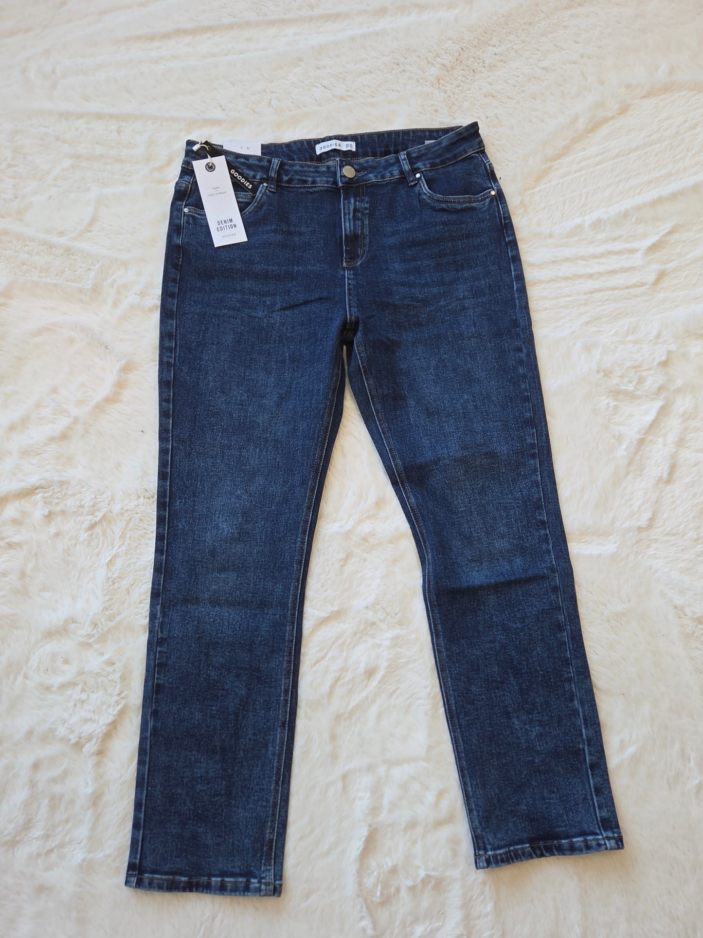 Goodies Straight Jeans | DJ2740