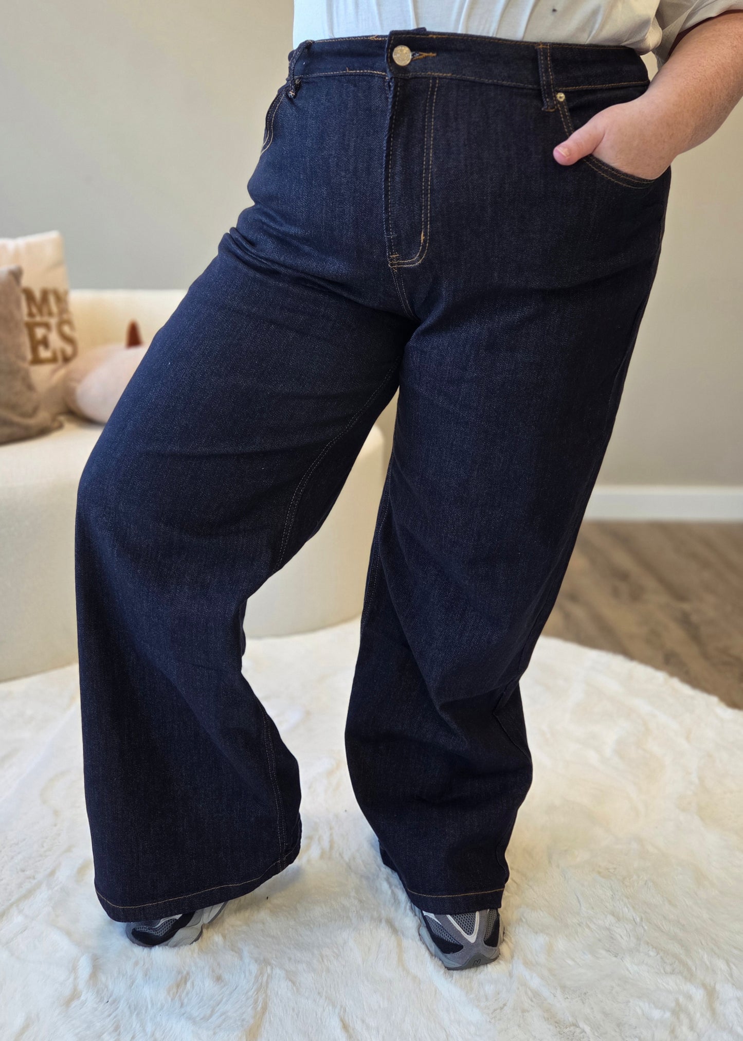 Monday Jeans Dark Denim