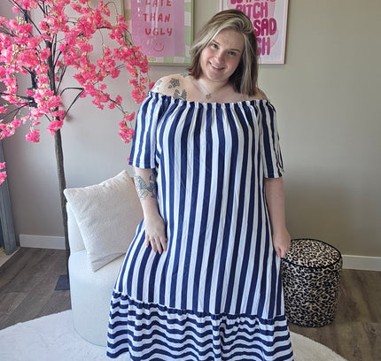 Pretty Off-Shoulder Dress (In 2 kleuren)
