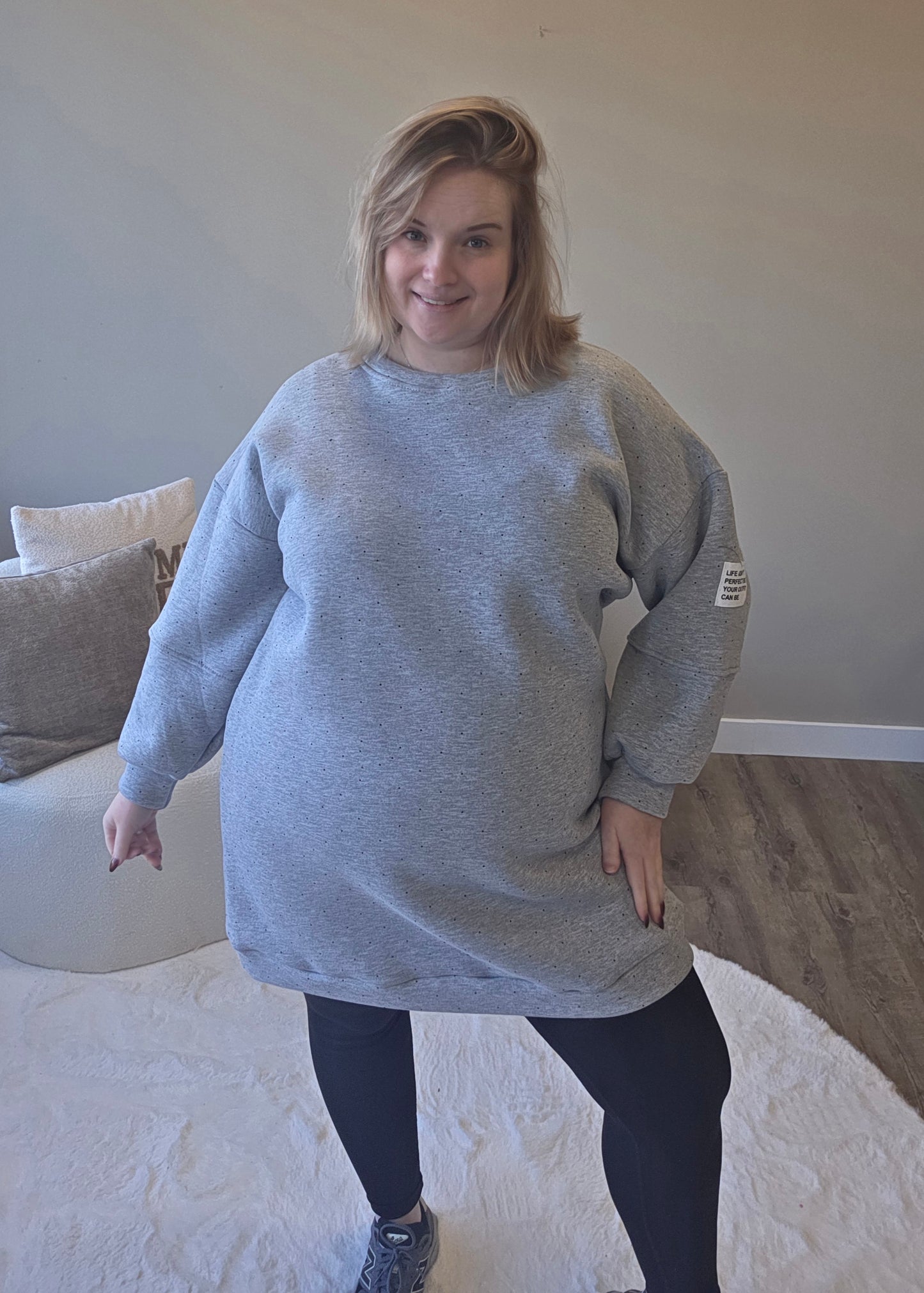 Life Isnt Perf Sweater Dress met Rhinestones (in 2 kleuren)