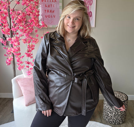 Leatherlook Wrap Blazers (In 2 kleuren)