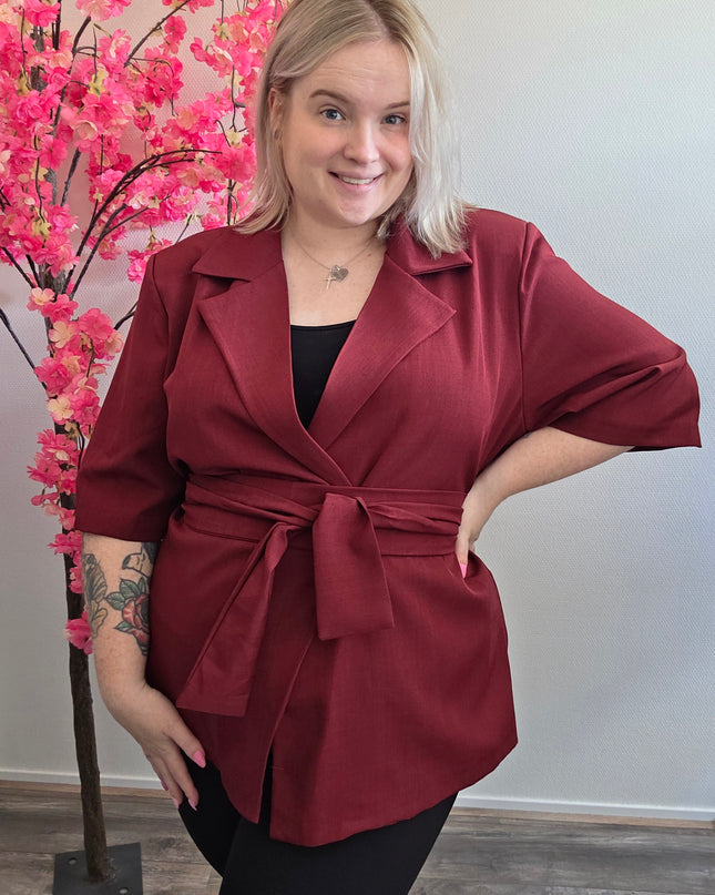 Nikki Blazer mit geschwungener Taille, Bordeaux