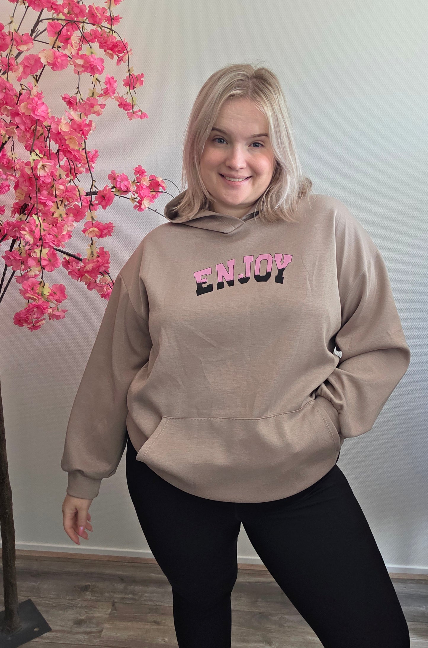 Enjoy Hoodies (In 3 kleuren)