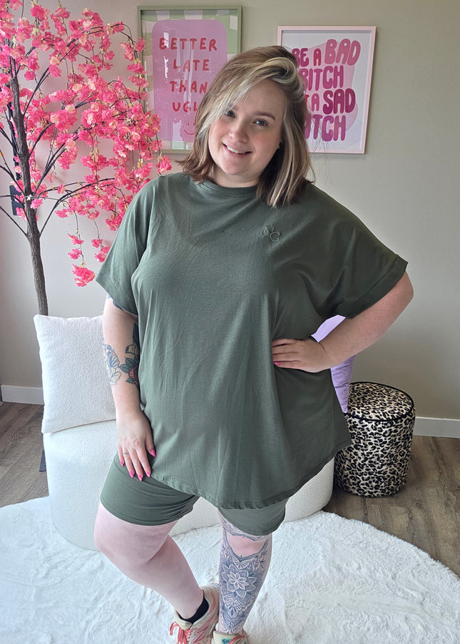 Nikkicurvelly exclusive lounge set army groen