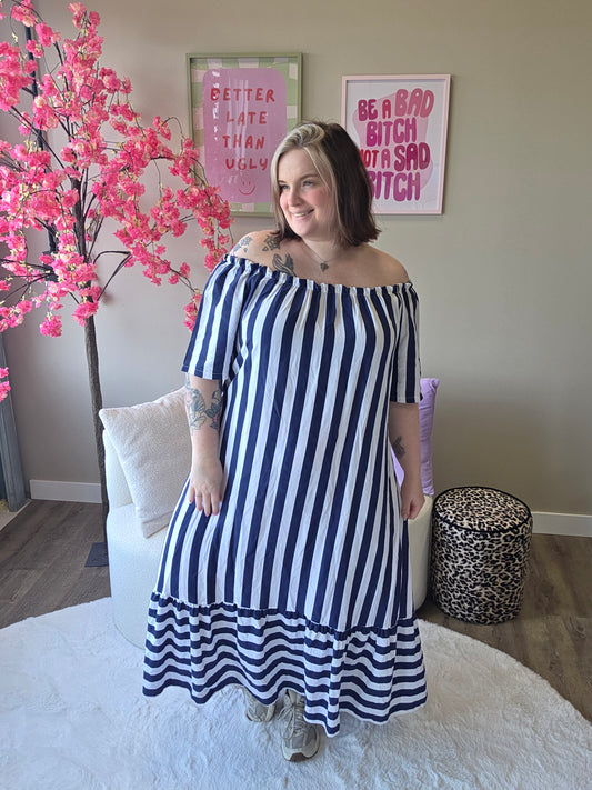 Pretty Off-Shoulder Dress (In 2 kleuren)