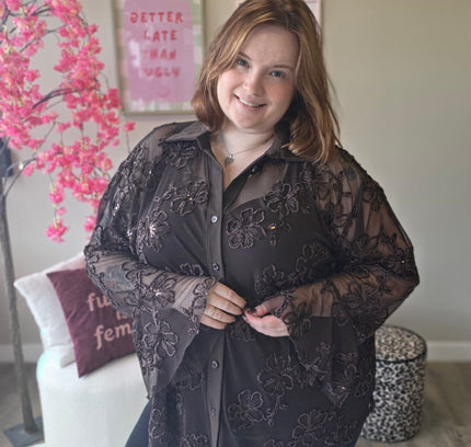 Flower Mesh Flair Blouse (In 3 kleuren)
