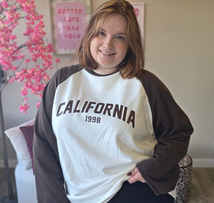 California 1998 longsleeve sweater (In 4 kleuren)