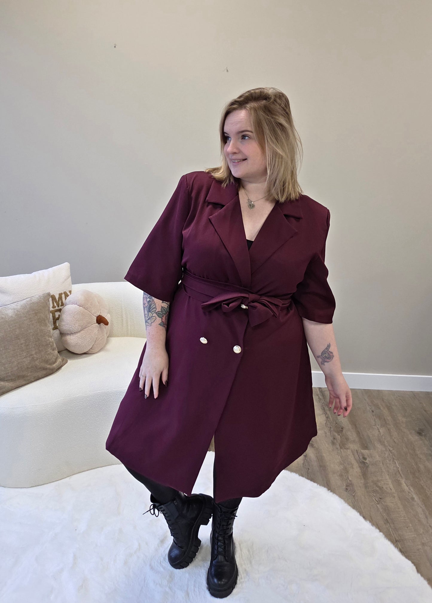 Nikki Curvelly Exclusive Blazer Dress Burgundy