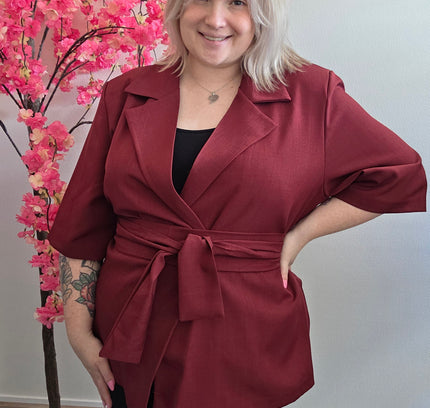 Nikki Curvelly Magic Waist Blazer Bordeaux