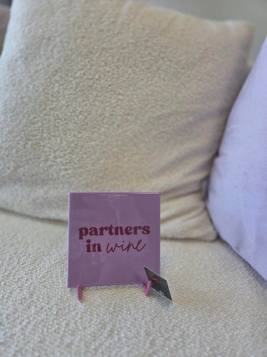 Tegeltje Partners in wine