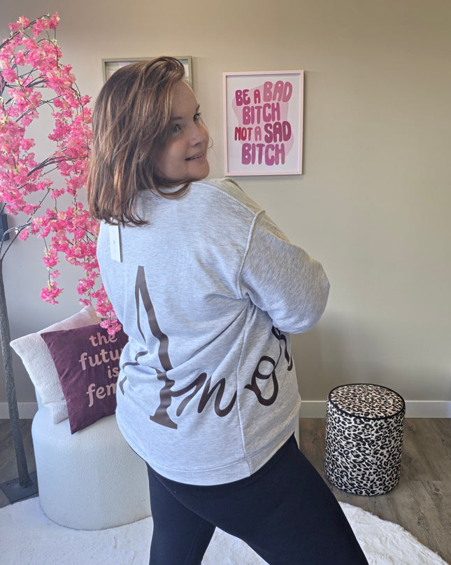 Amore Club sweaters (In 5 kleuren)