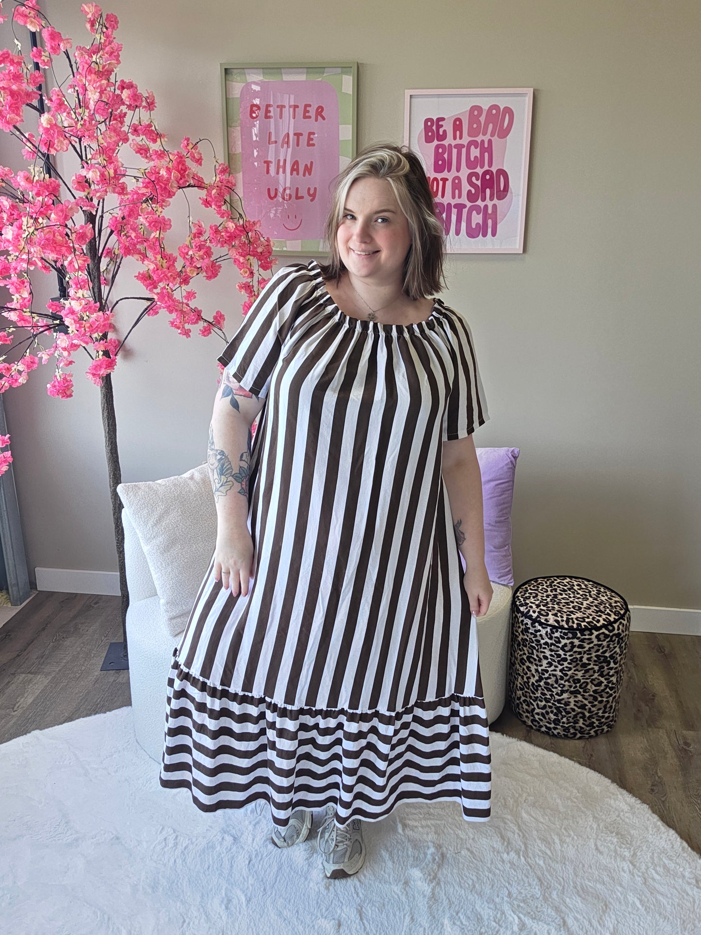 Pretty Off-Shoulder Dress (In 2 kleuren)